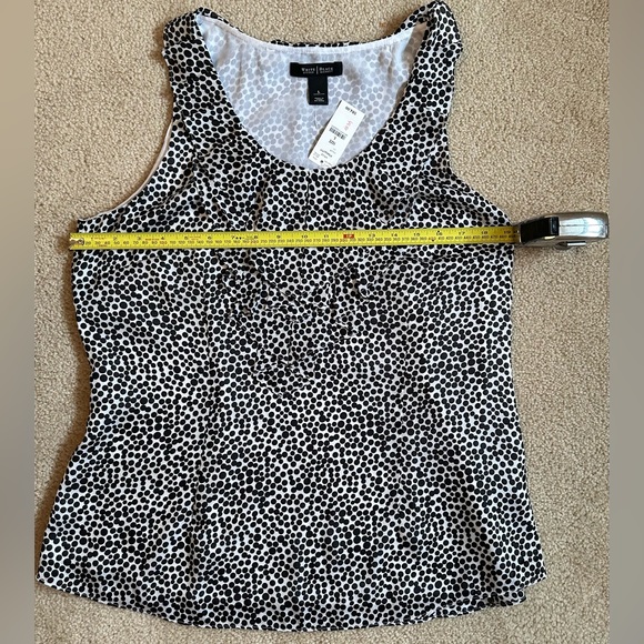 White House Black Market Ruffle Blouse - size L - Picture 5 of 6